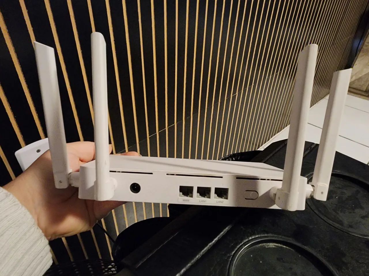 Roteador Wi-Fi marca Huawei - Foto 2