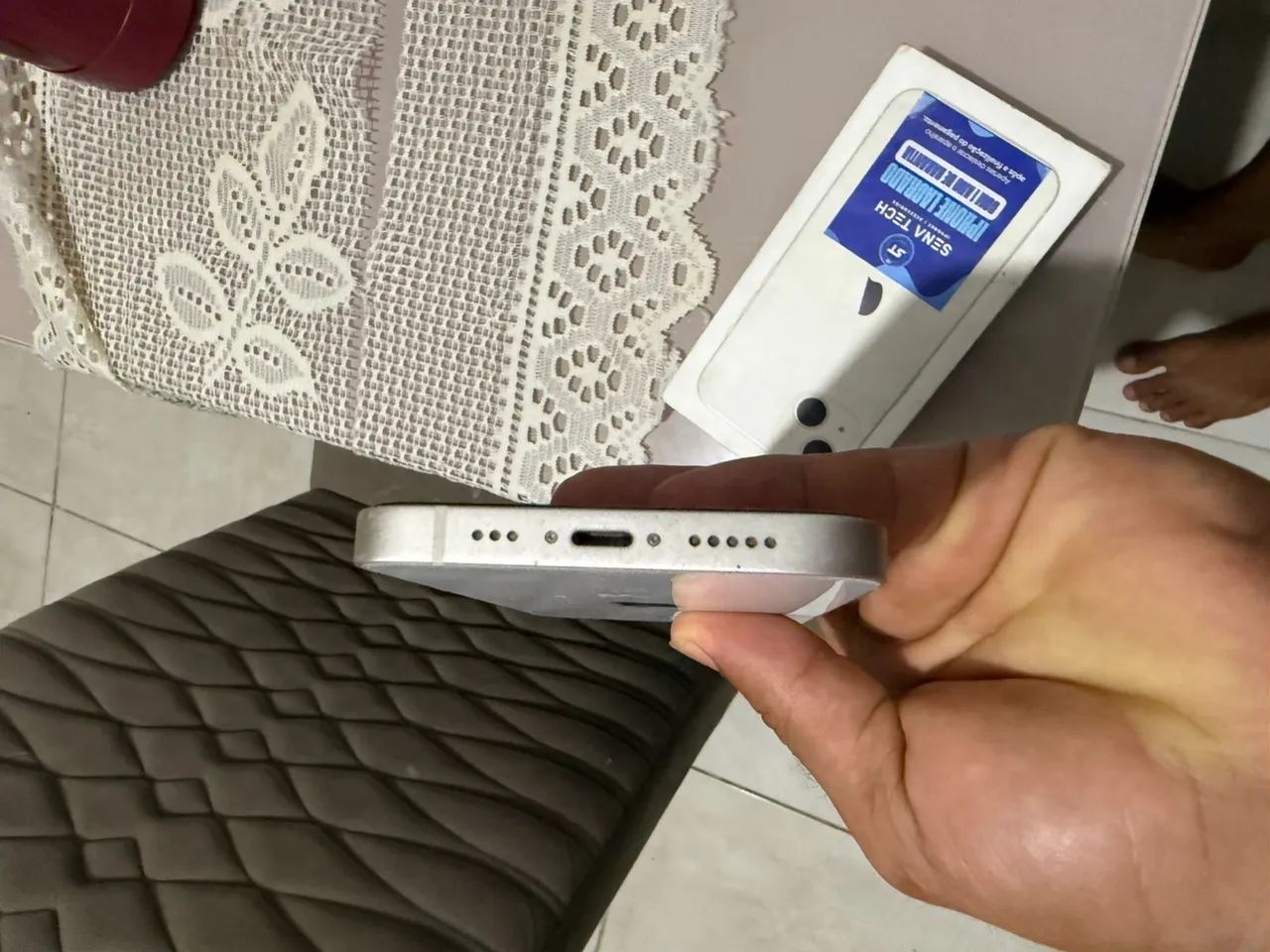 Vendo celular 13 com caixa garantia da Apple ainda. Bem conservado. - Foto 3