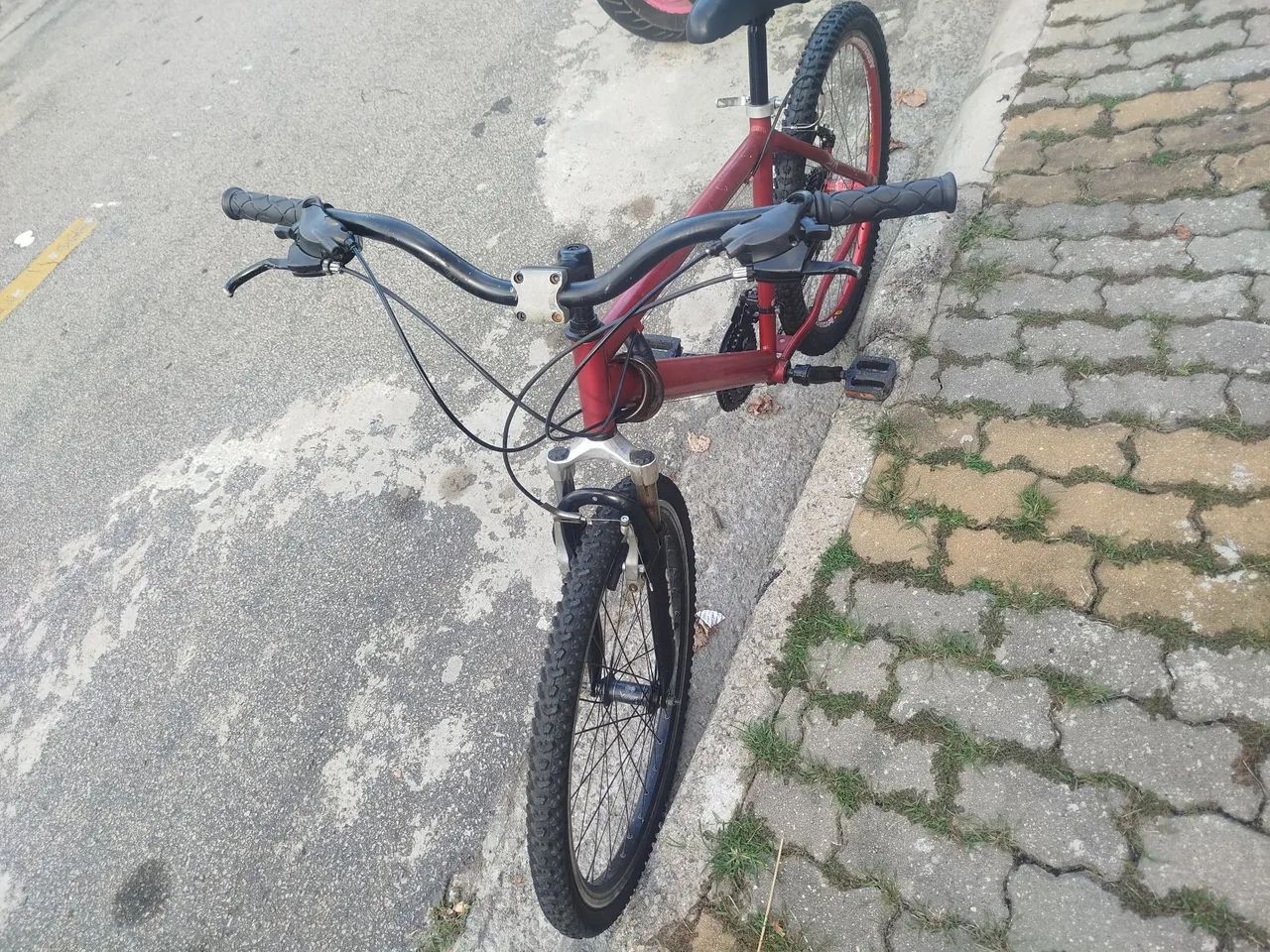 Bicicleta aro 26 quadro de alumínio  - Foto 5