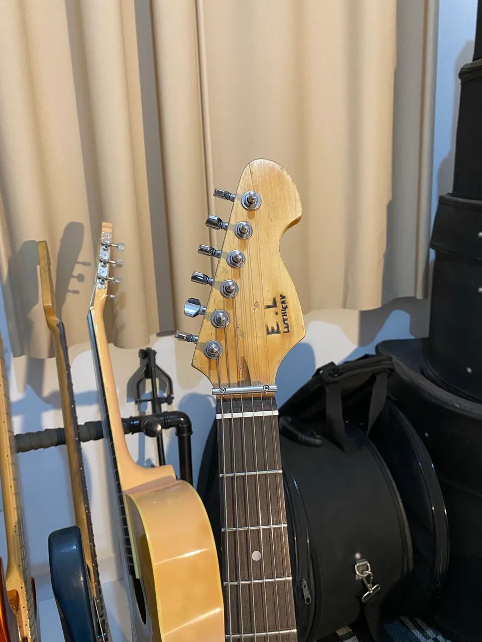 Guitarra custom de luthier  - Foto 3