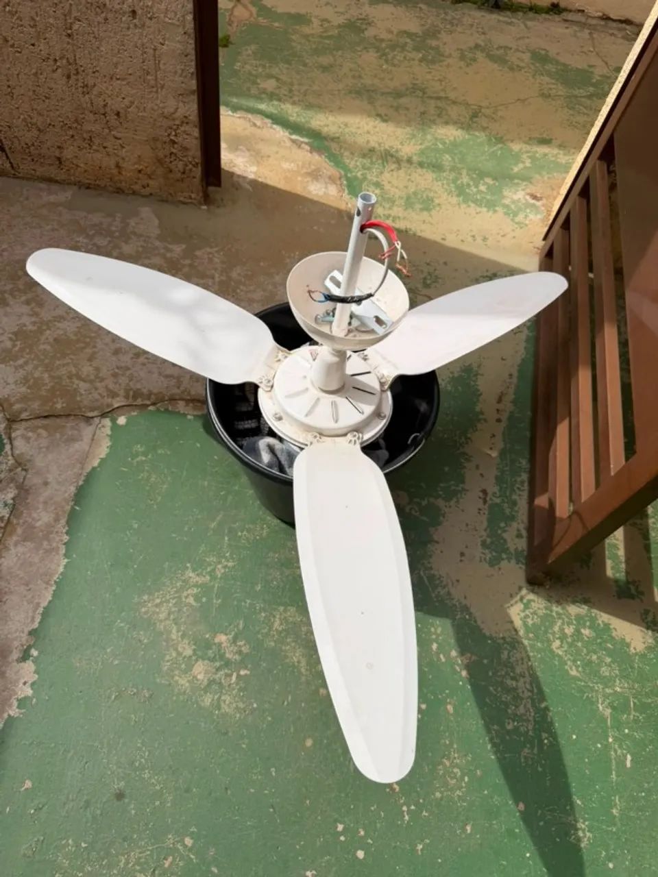 VENTILADOR DE TETO COM LUMINÁRIA - 3 PÁS - Foto 3