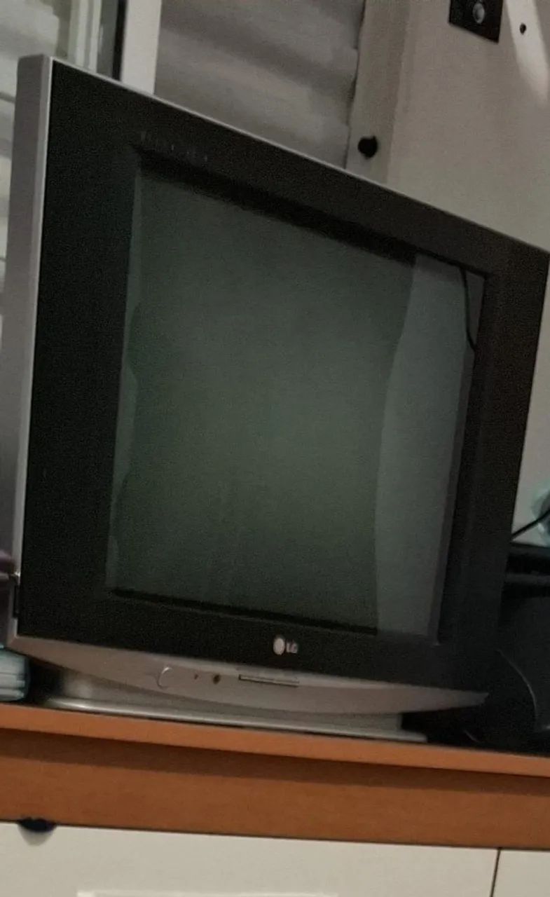 Tv antiga 21 polegadas