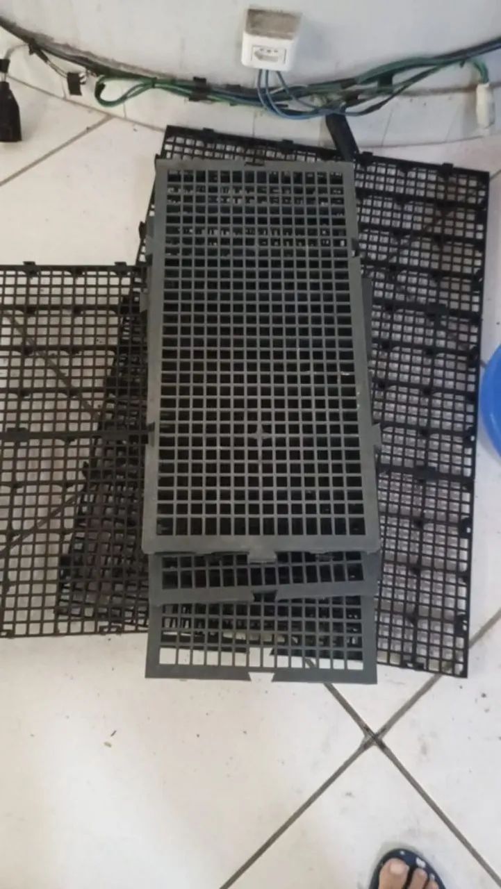 Vendo estrados pallet piso de plástico - 24 unid - Foto 2