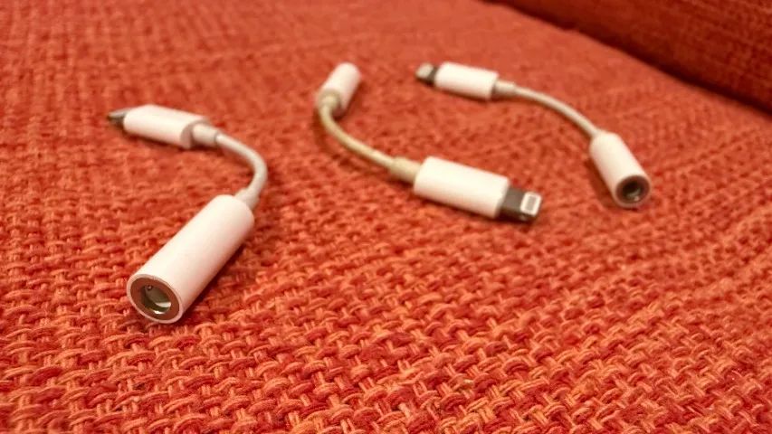 Adaptador ORIGINAL Apple iPhone Lightning para P2
