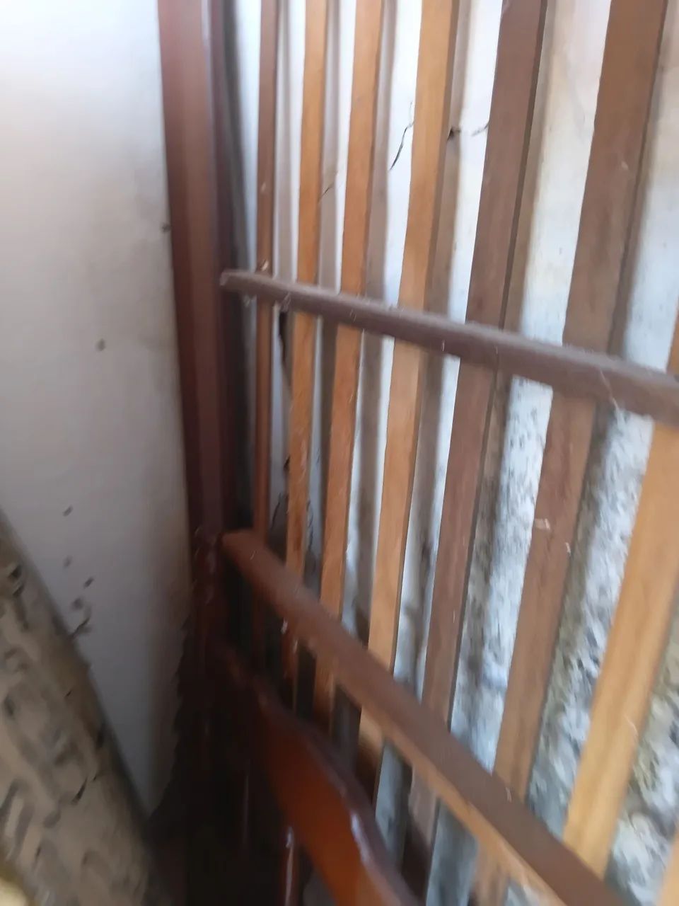Cama de solteiro (madeira pura) - Foto 4