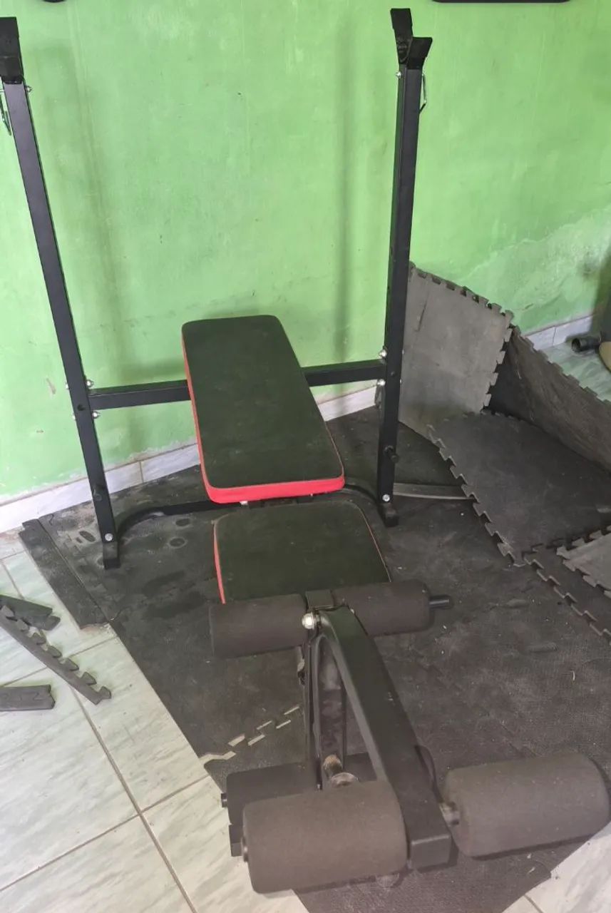 EQUIPAMENTO DE MUSCULAÇÃO 