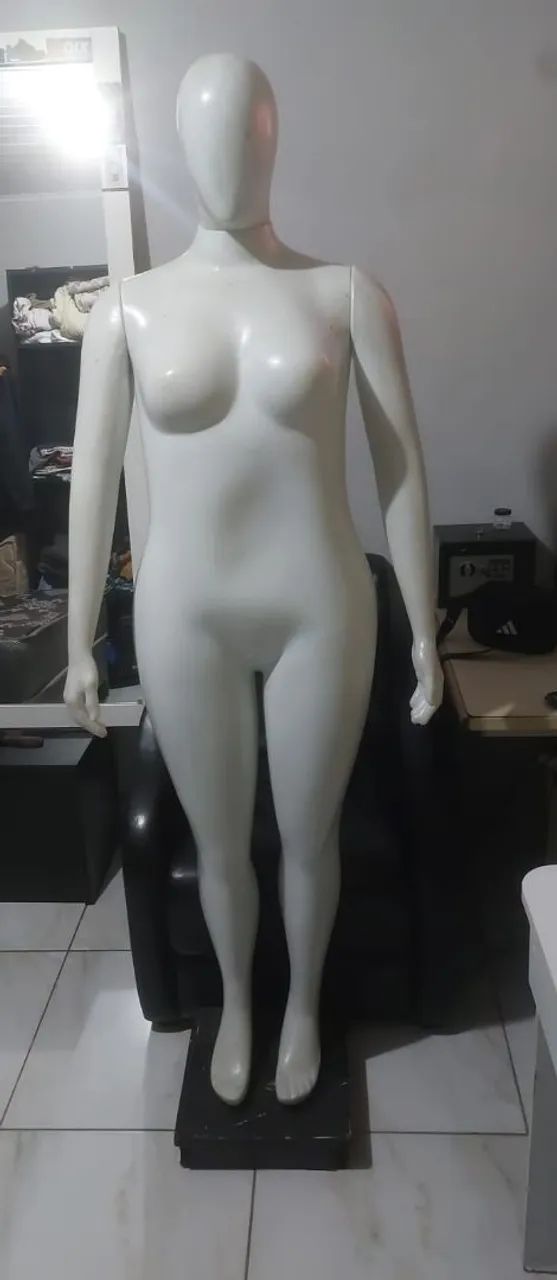 Manequim plus size de plástico 