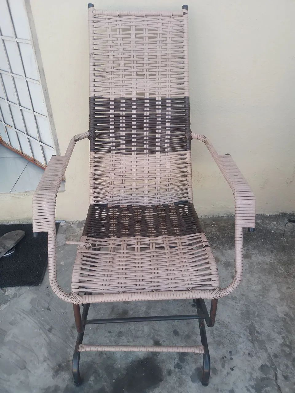 CADEIRA DE BALANÇO 