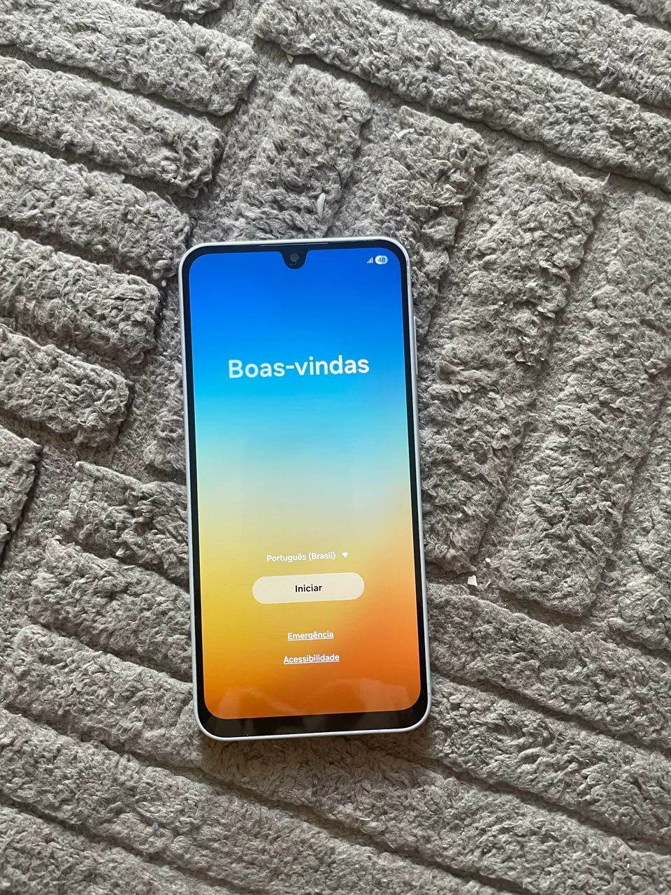 Vende celular Samsung A16 