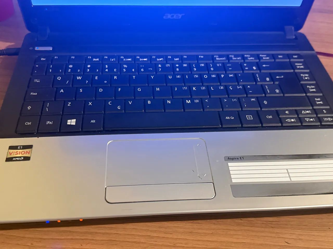 Notebook acer aspire E1