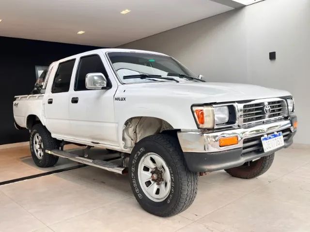 Toyota Hilux CD SR5 4X4 2.8 1999