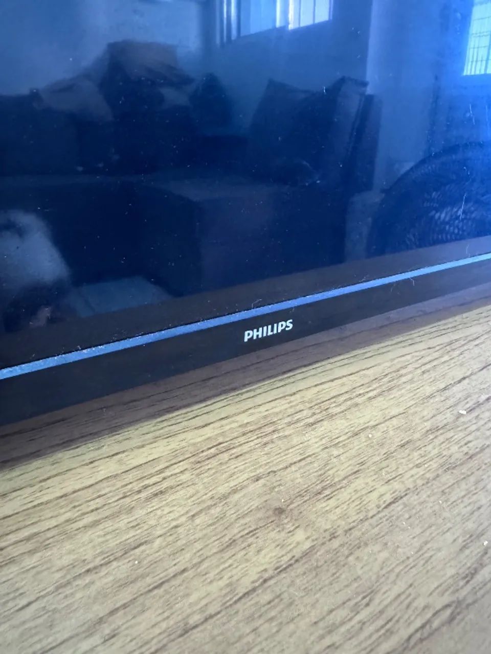 Tv Philips 75 polegadas - defeito na tela- venda para retirada de peças  - Foto 3