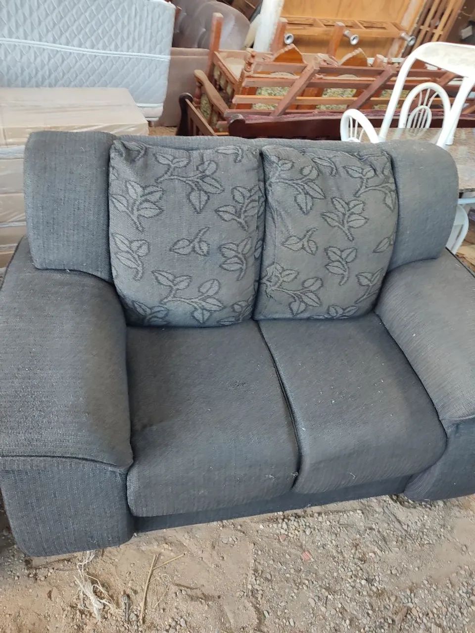 Conjunto de sofá cinza escuro - Foto 3