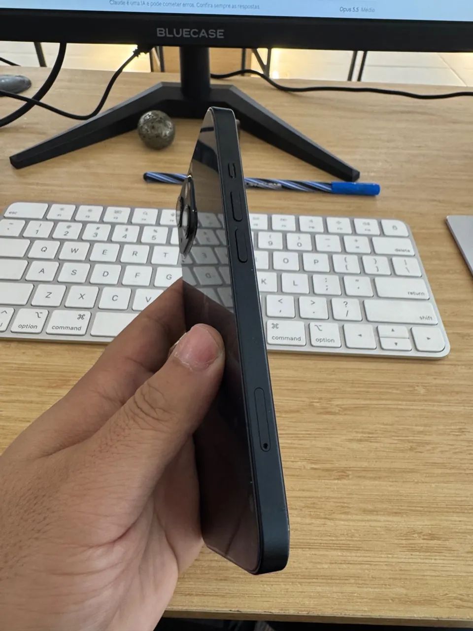 iPhone 13 Preto 128gb todo original  - Foto 3