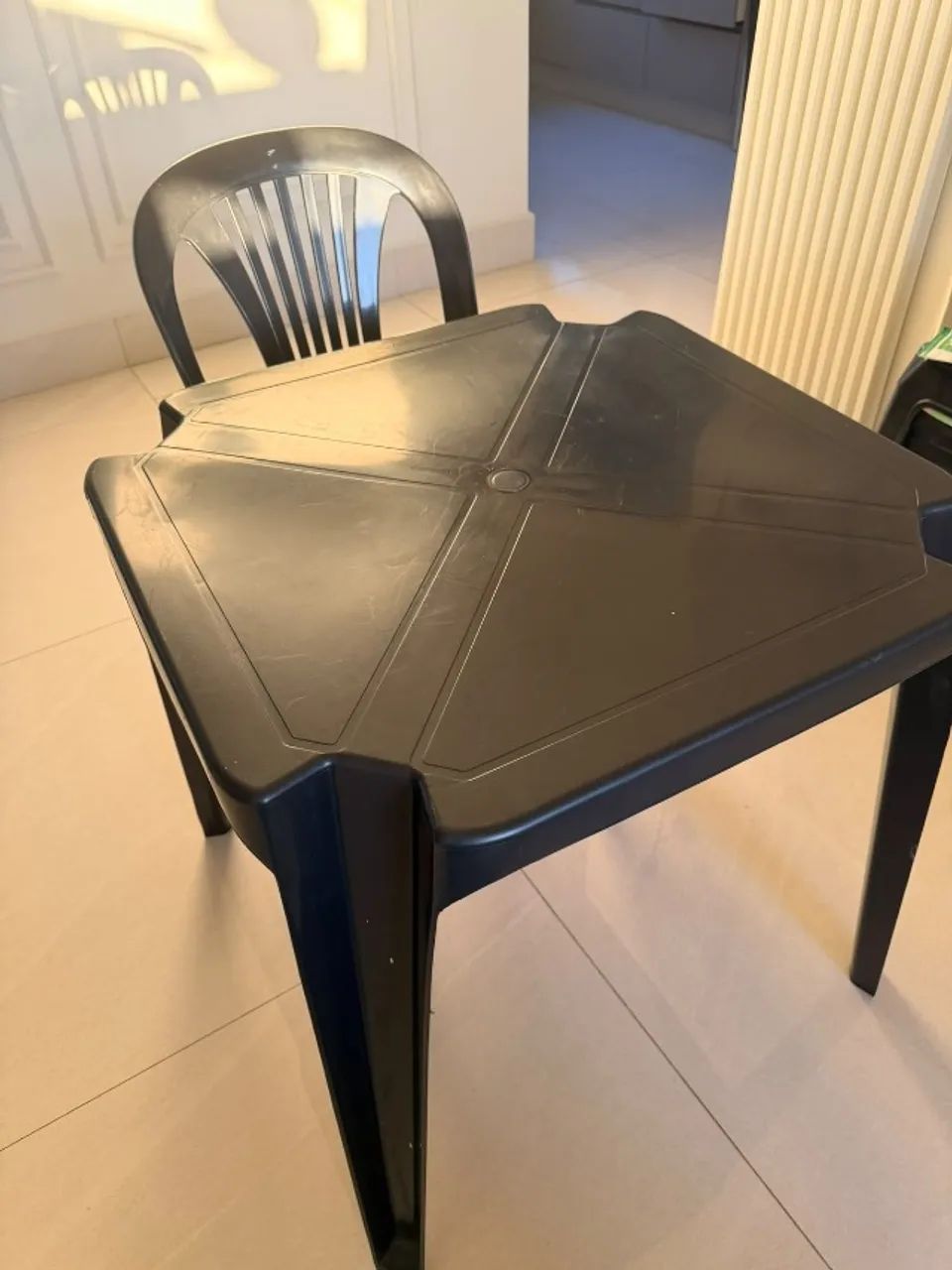 Conjunto mesa e cadeira Preta 75x75cm -  - Foto 3