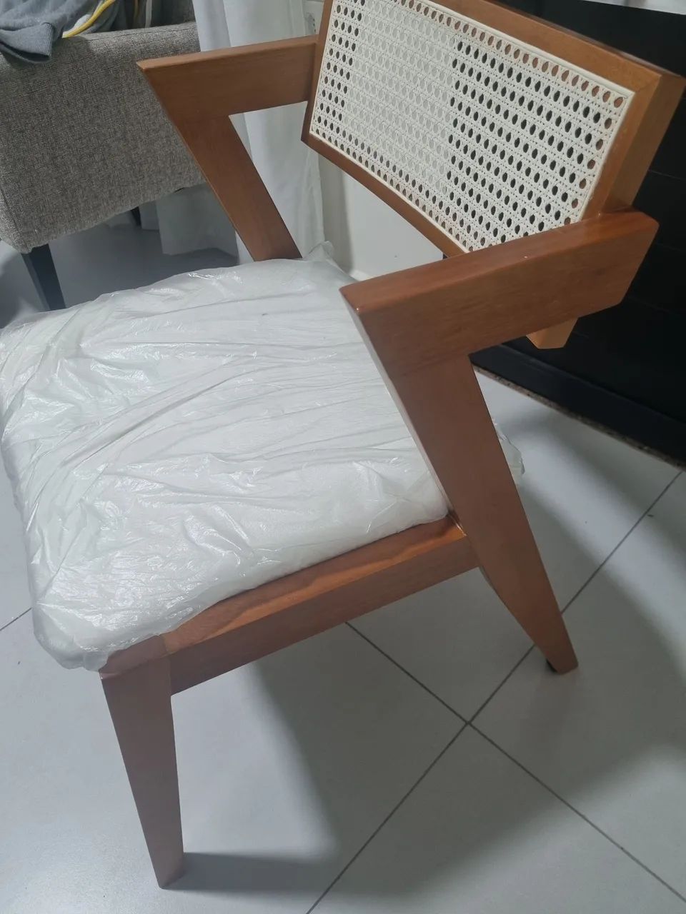 Cadeiras de jantar madeira maciça  - Foto 2