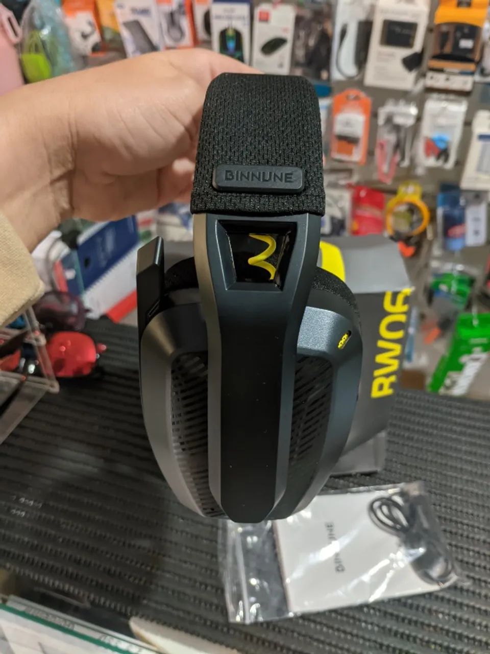 Headset Gamer BINNUNE BW06 sem fio e com bluetooth PS5/PS4/PC - Foto 3