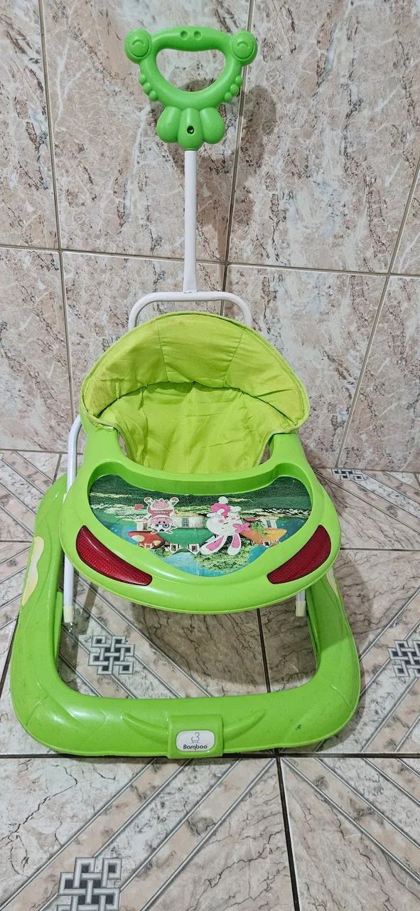 Andador de bebê 