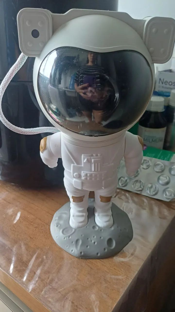 Boneco astronauta de decoração - Foto 2