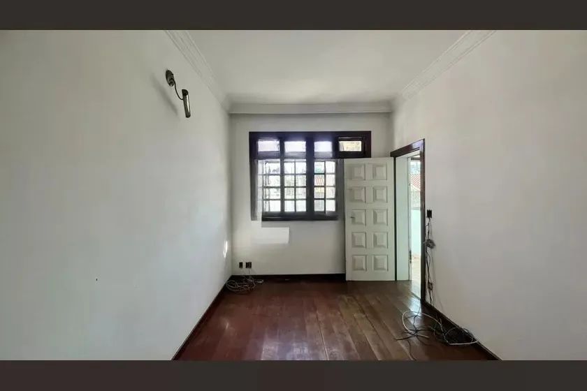 Casa à Venda - Padre Eustáquio, 3 Quartos, 242 m2 - Foto 4