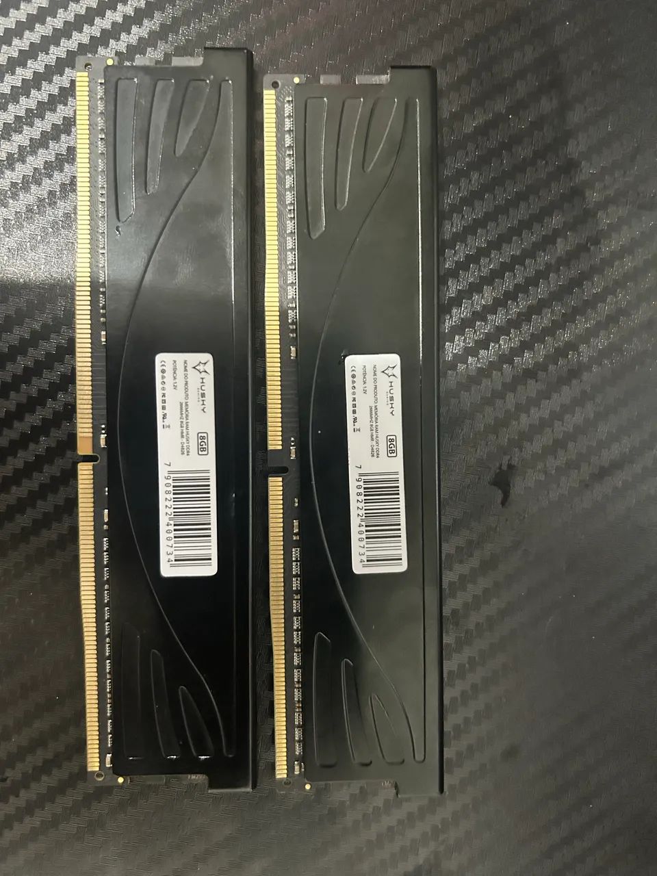 2 memória RAM de 8GB 