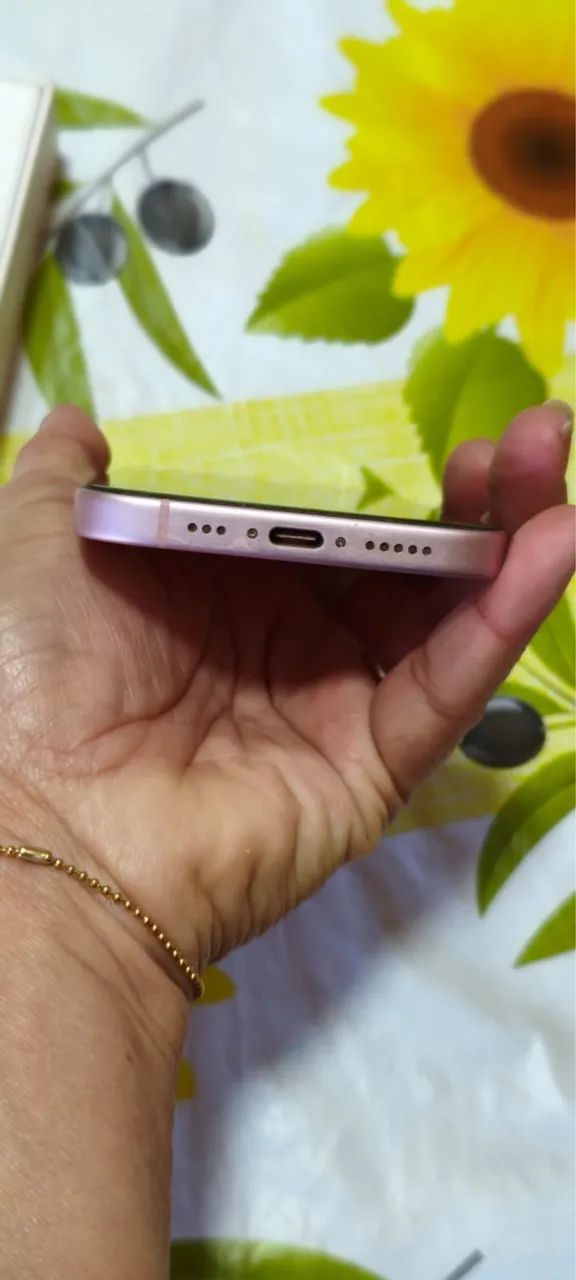 iPhone 15, 128gb, semi novo  - Foto 2
