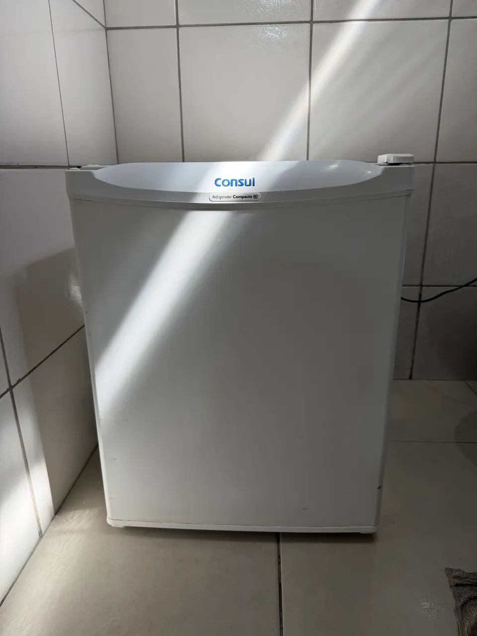 Frigobar Consul Compacto 80L 127V - Funcionando perfeitamente