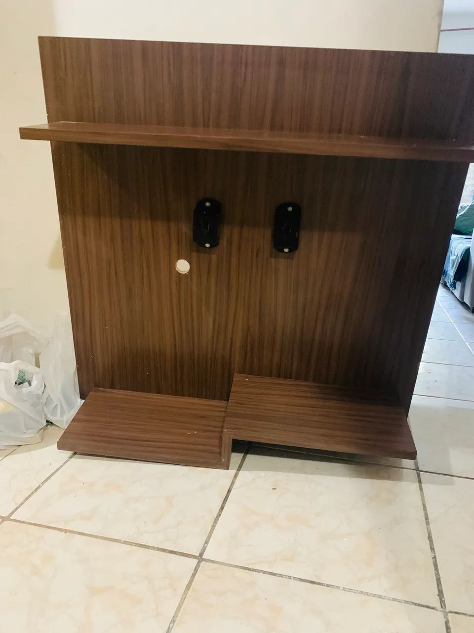 Rack para tv até 39, medindo 1 m X 1m .