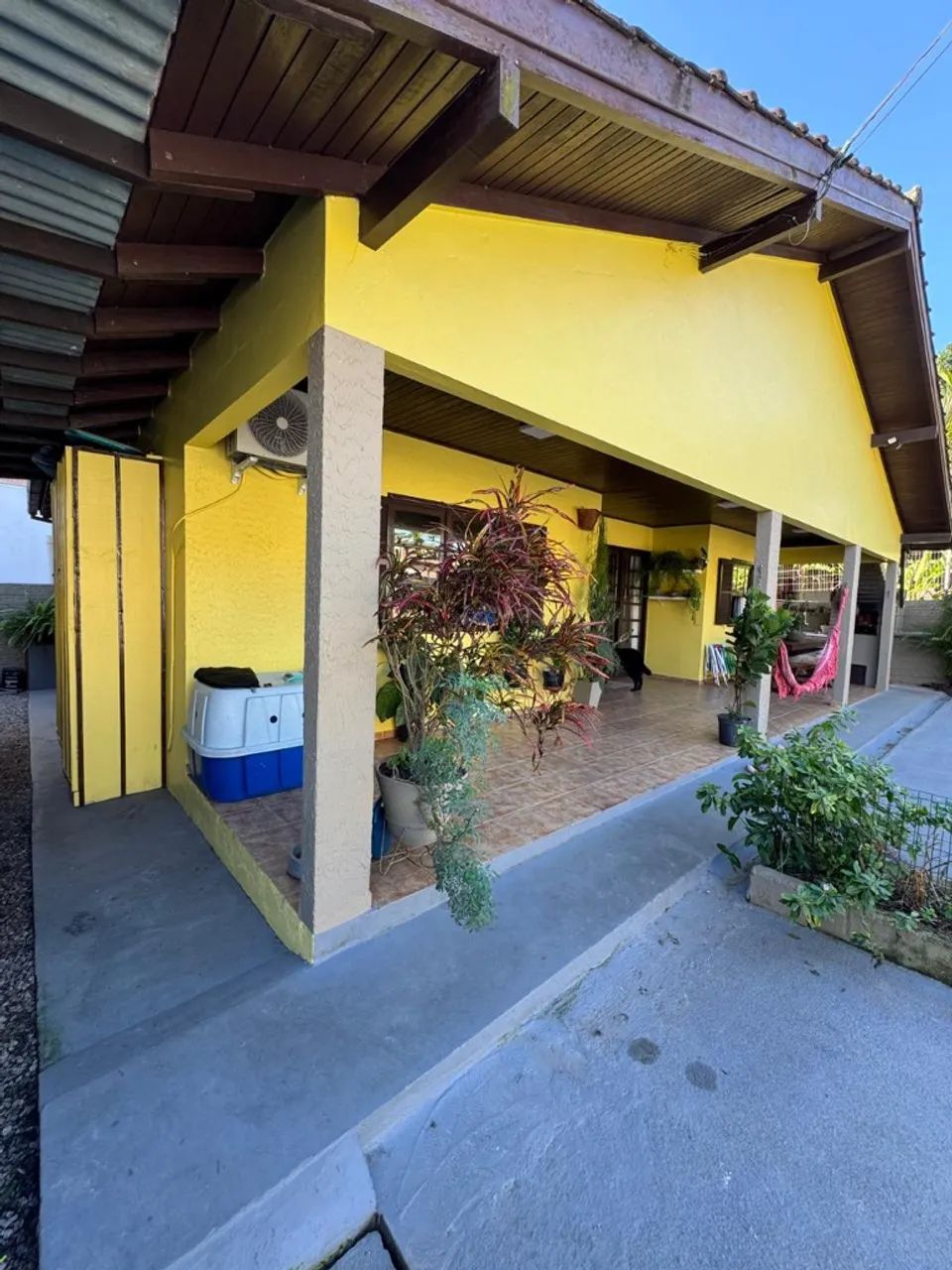 Casa com 3 dormitórios + amplo quintal à 600m da Praia do Santinho e Ingleses! - Foto 4
