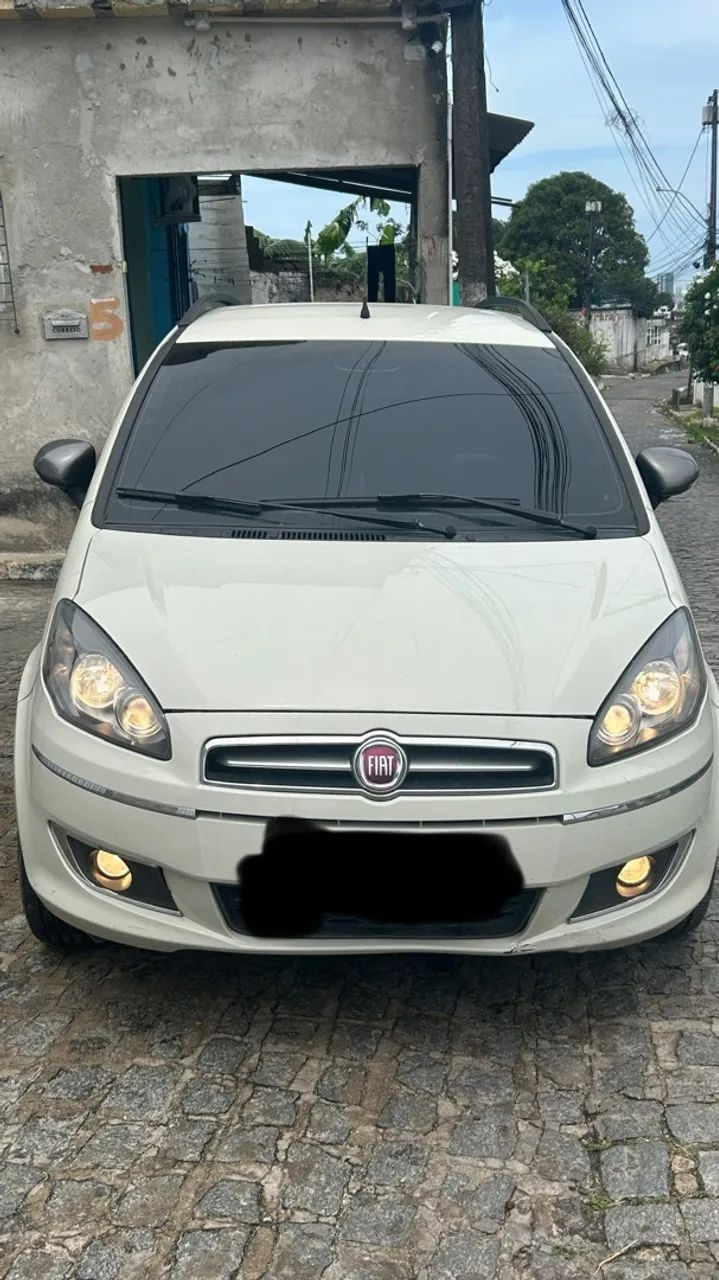 Fiat Idea Idea ESSENCE SUBLIME Dual.1.6 Flex16V 5p 2015