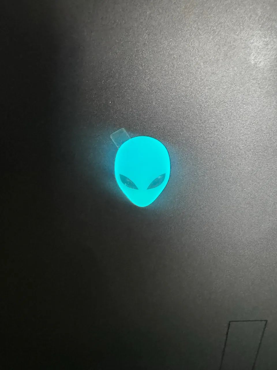 Alienware M15R6 - Foto 3