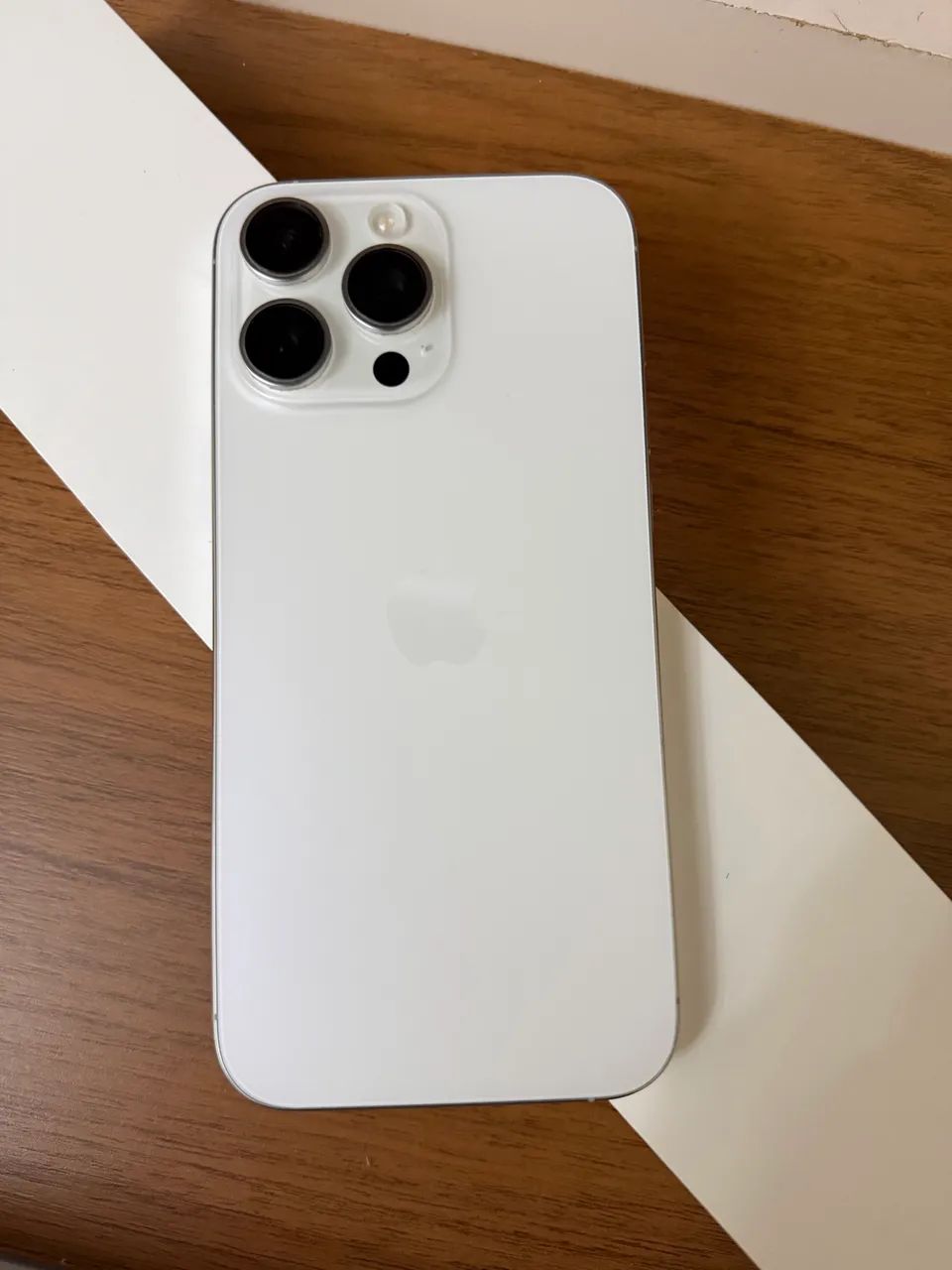 iPhone 16 Pro Max 256 GB Branco - Impecável - Foto 2