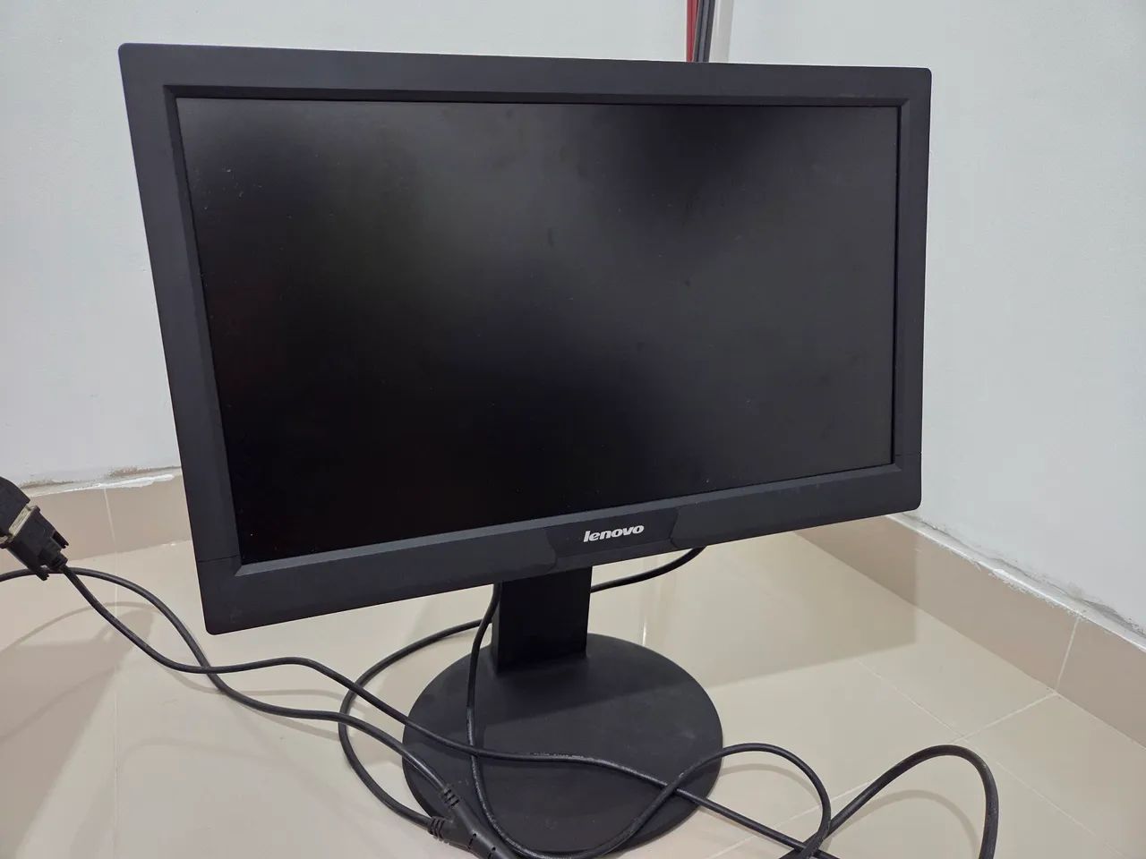 Monitor lenovo 20P novinho + brinde suporte - Foto 3