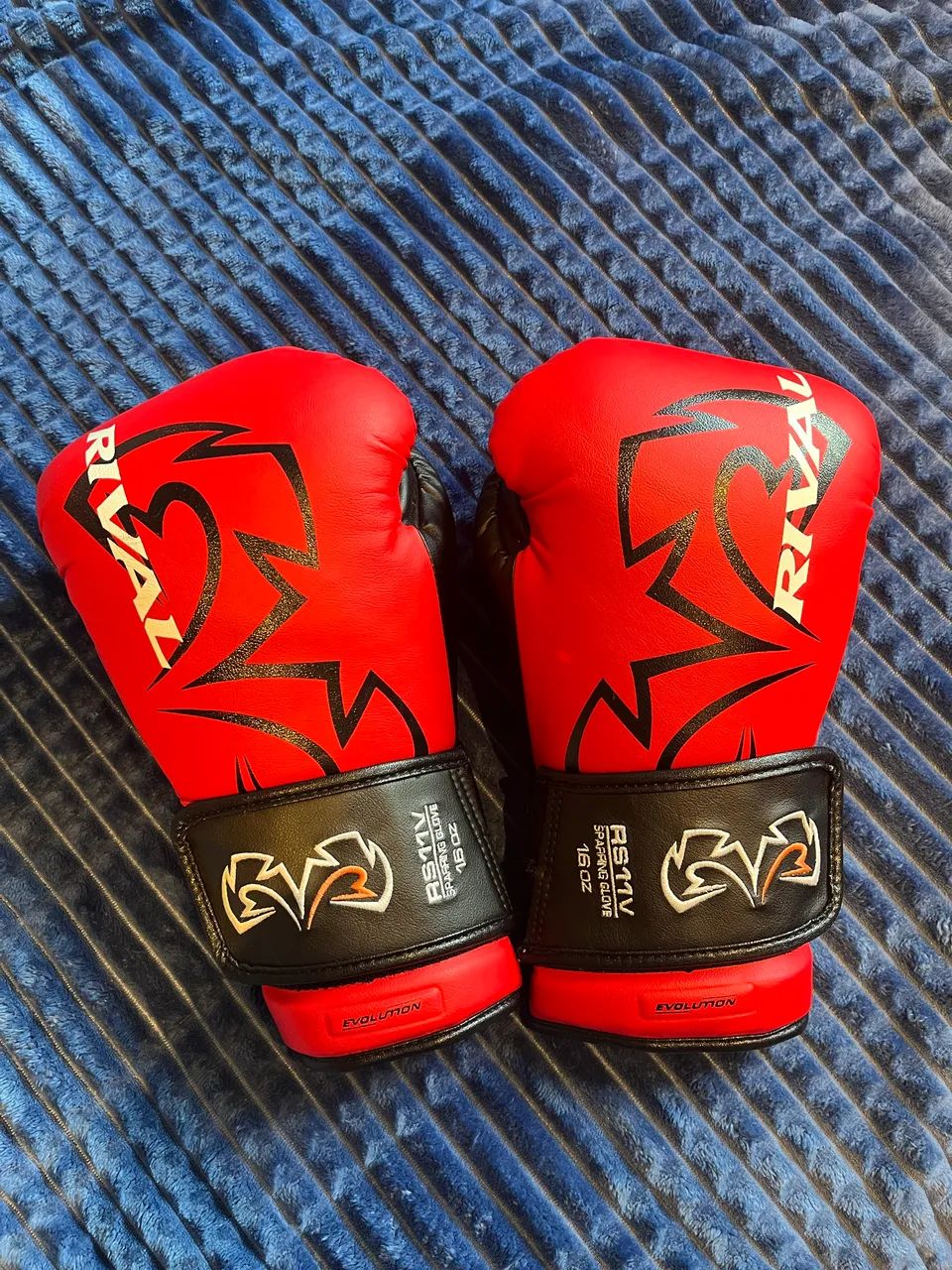 Luva de Boxe Rival RS11v 16oz