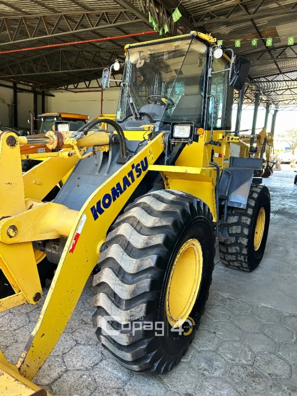 Pá Carregadeira Komatsu WA-200 Ano 2017 - Foto 5