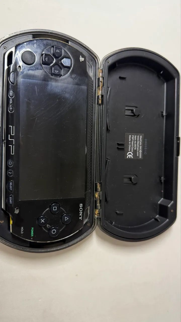 PSP本体 PSP Sony Fat Impecável Desbloqueado + Case - Consoles de Vídeo