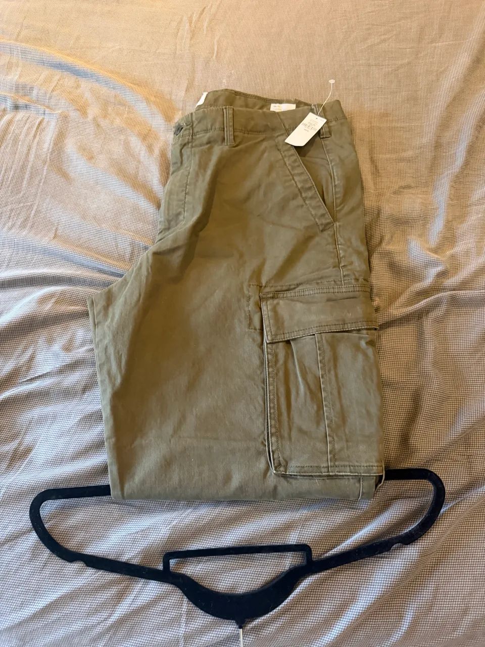 Calça Cargo GAP Essential Straight - Verde Militar - Nova com Etiqueta