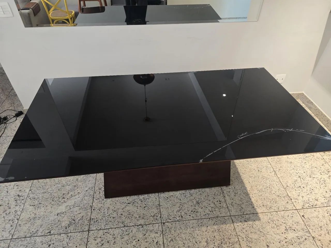 Mesa de jantar sem cadeiras - Foto 2