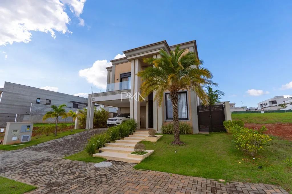 Sobrado à venda em Campinas, Loteamento Residencial Arborais, com 3 suítes, com 326 m²