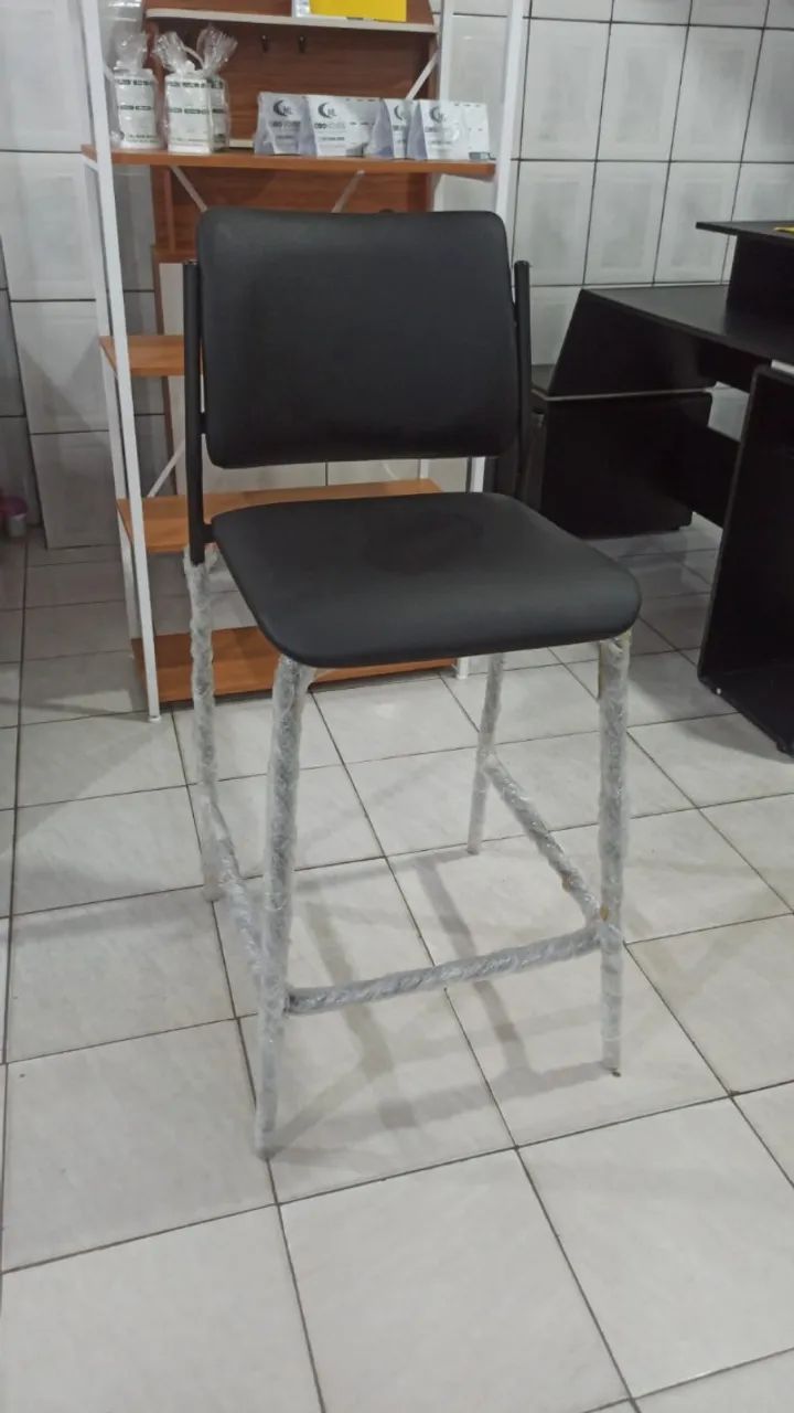 Banqueta preta alta   - Foto 2