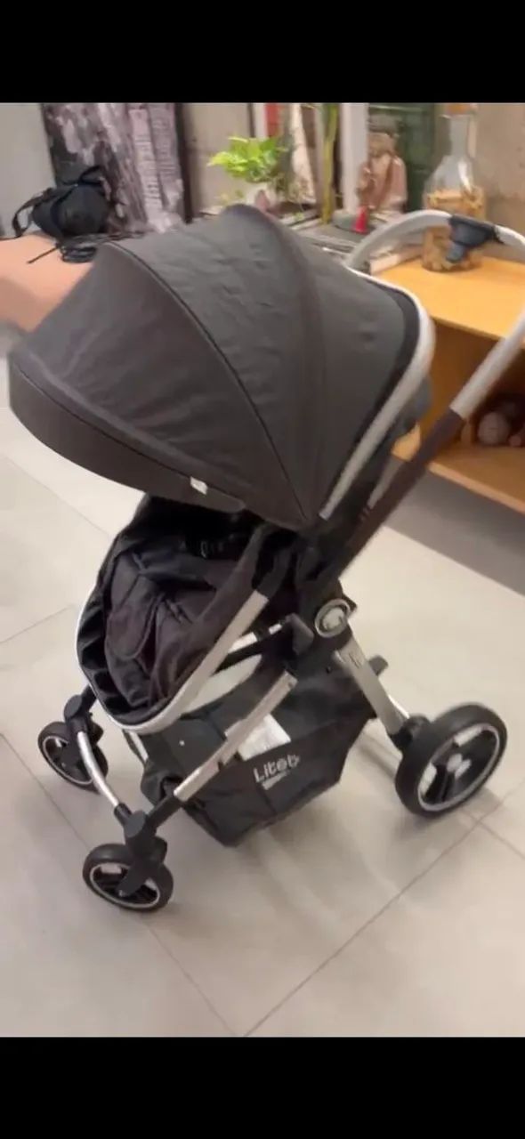 Carrinho e bebê conforto. - Foto 4