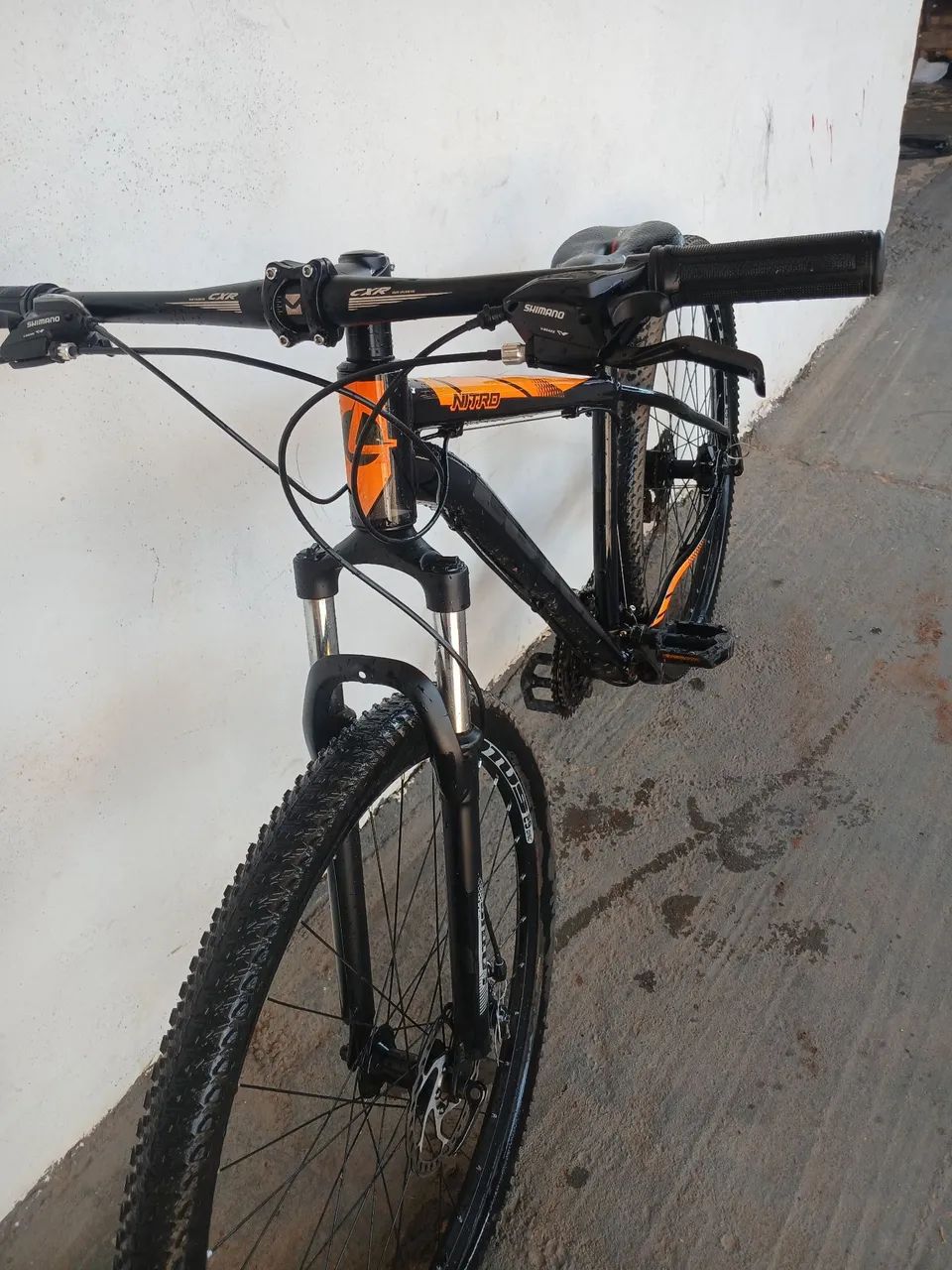 Bicicleta aro 29 seminovo 