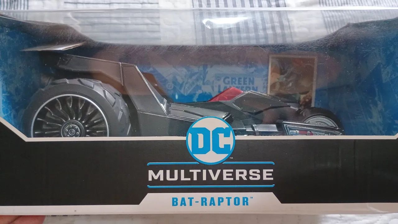 Veículo McFarlane toys DC multiverse Bat-raptor. - Foto 5