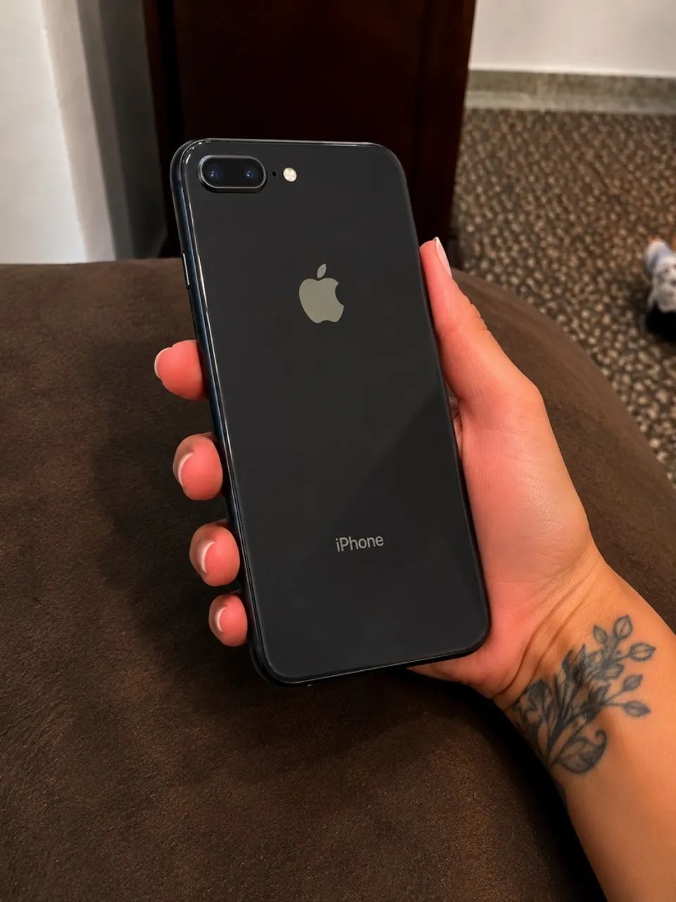 iPhone 8Plus - 64GB - Preto  - Foto 2