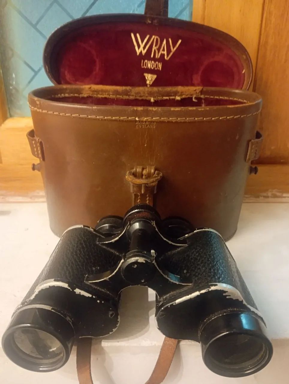 binóculo vintage Wray London - 1950 com estojo de couro original 