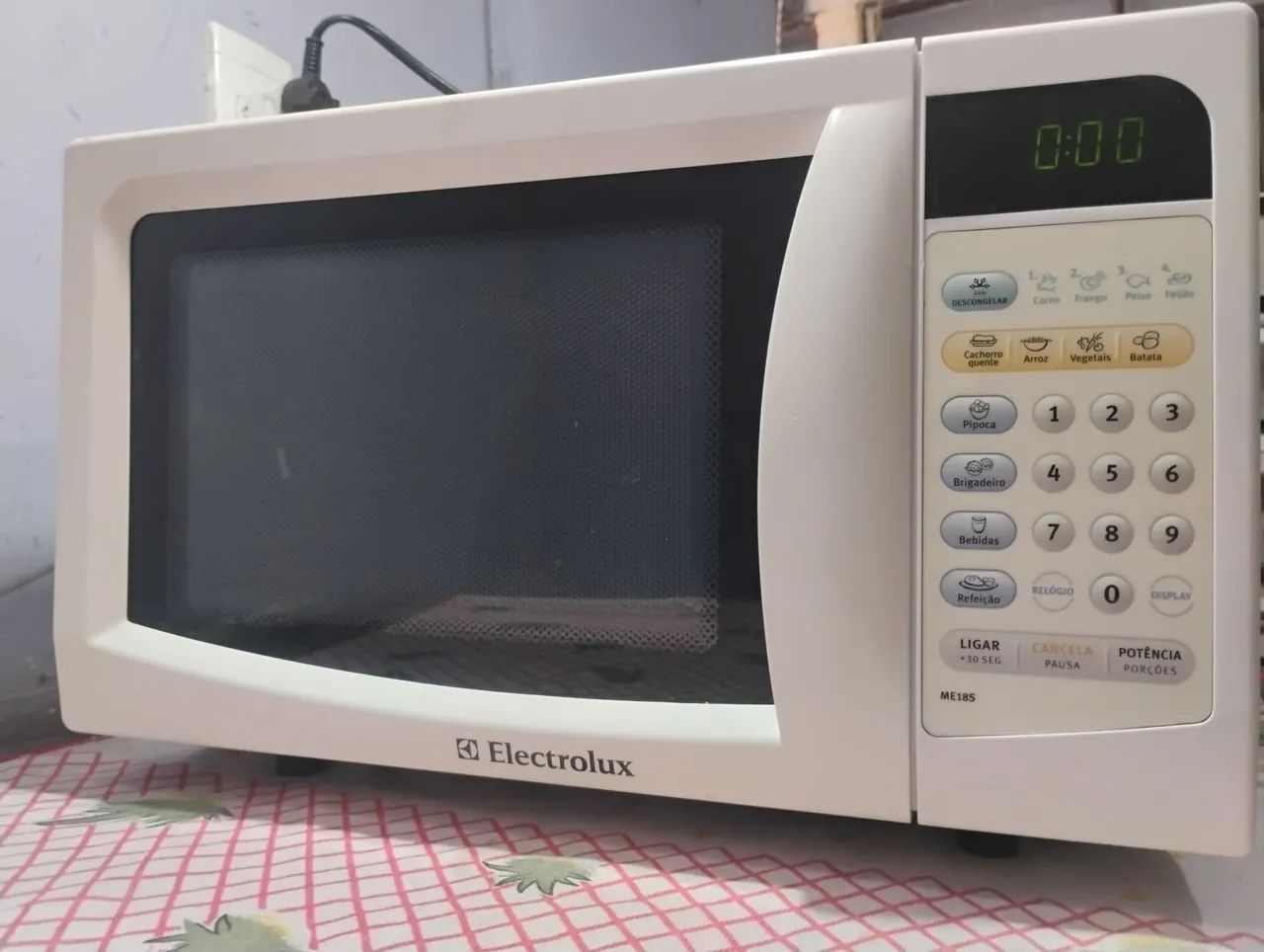 Microondas Electrolux 21 litros  - Foto 6