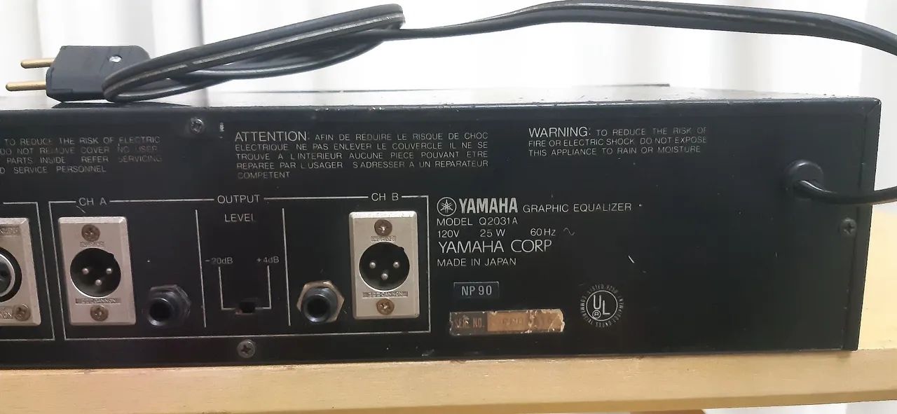 Equalizador Gráfico Yamaha Q2031A - Equipamentos e Acessórios de