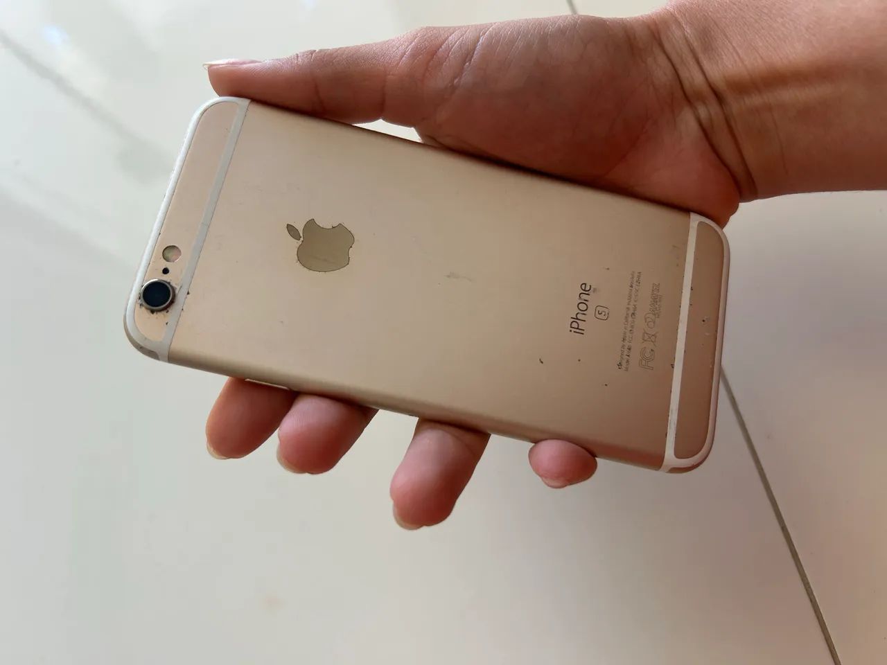 iPhone 6s - Foto 2