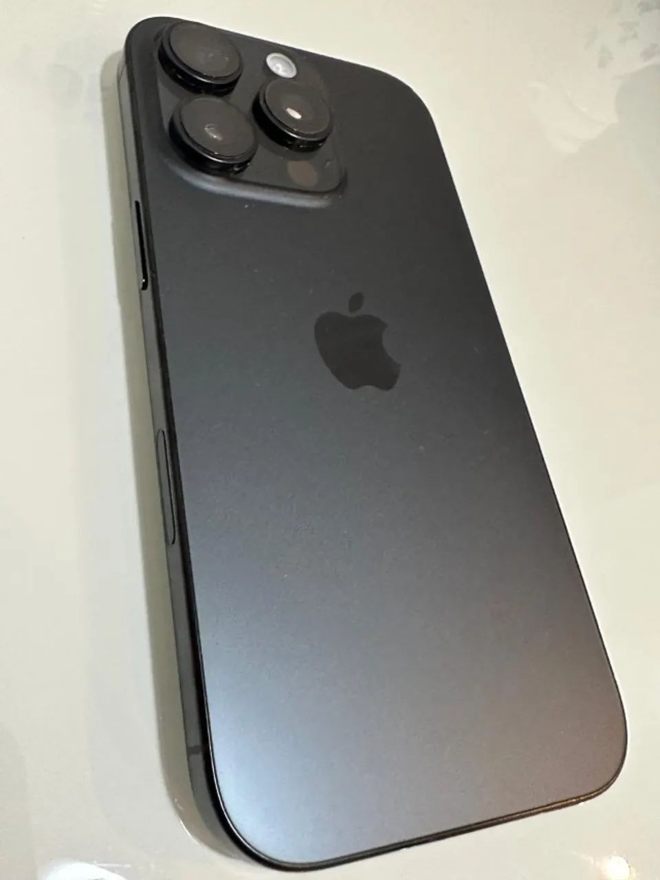 iPhone 15 Pro Max - 256 GB - Foto 3