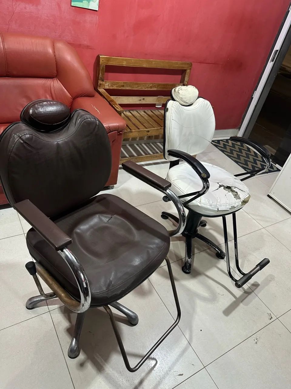 2 cadeiras de barbeiro/salão
